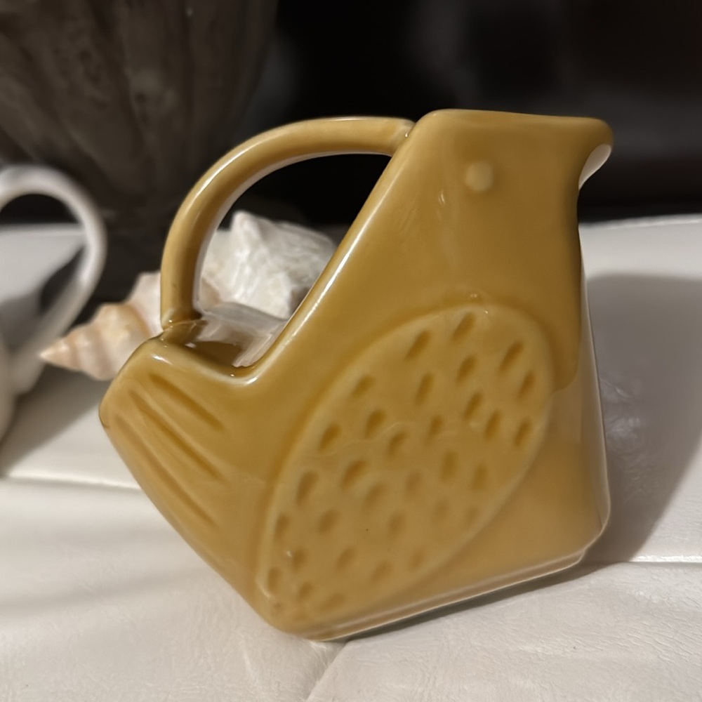 NWT Ceramic Mini Pitcher-“Bird” shaped with Handle-Pretty Harvest Gold/Tan Color